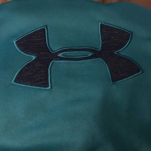 Blue under armor sweatshirt